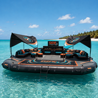 Plateforme flottante gonflable DSPR avec auvent pare-soleil, sièges-canapés et comptoir de bar pour les stations balnéaires lacustres et les salons en bord de mer