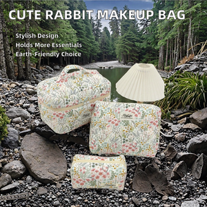 Cute Letter Quilted Fashion Cotton Eco-Friendly Makeup Bag with Cartoon <b>Bow</b> Pattern Travel Customize Logo Cosmetic Bag - Product Image 2