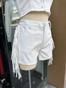 Shorts Femme Vintage Style Européen et Américain en Cuir PU avec Ceinture à Pompons, Cinq Poches, Taille Mi-Haute, Coupe Skinny, Personnalisé, Idéal Soirées et Streetwear - Product Image 6