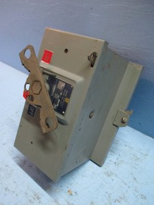 PLC Square D SD-3203 QMB <strong>Saflex</strong> Plug-In Unit 30 240V 3P 3W Fusible Bus Plug 30A Warranty Product - Product Image 1