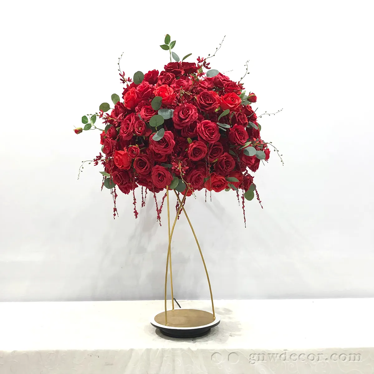 GNW Bright Red Wedding Decoration Country Artificial Rose Hydrangea Romantic Reception Baby Breath Pampas centerpiece