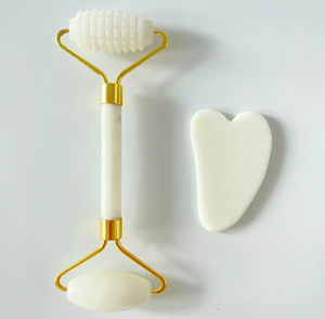 Ensemble de soins de la peau à prix avantageux : masseur facial promotionnel, rouleau de jade Gua Sha, rouleau de glace - Product Image 6