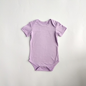 Body de Bebé Unisex con Estampado de Transferencia Térmica y Logotipo Personalizado, Multicolor, de Seda de Leche Doble Pulida, sin Mangas, 180g, con Botones, para Verano - Product Image 3