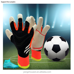 Nouveaux Gants <span class=keywords><strong>de</strong></span> <span class=keywords><strong>Gardien</strong></span> <span class=keywords><strong>de</strong></span> Football Doigts Mixtes Latex 4mm Utilisation Extérieure <span class=keywords><strong>Protection</strong></span> <span class=keywords><strong>de</strong></span> <span class=keywords><strong>Gardien</strong></span> - Product Image 6