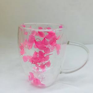 Gobelet en verre à boule à neige de qualité supérieure 16 oz - Tasse à <span class=keywords><strong>thé</strong></span>/café à double paroi isolée Décoration de fleurs séchées Logo de couleur personnalisé - Product Image 6