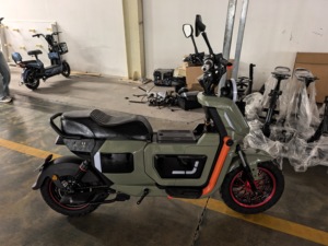Bicicleta/Motocicleta Eléctrica de Alta Calidad de 1200W/1000W sin Escobillas, 3 Velocidades, Frenos de Disco Hidráulicos Electrónicos Digitales - Product Image 1