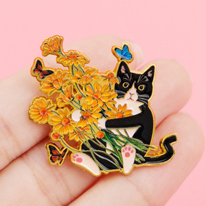 En gros, Pin's en émail Cottagecore avec motif chat mignon noir et blanc et fleurs jaunes, pour les amoureux <span class=keywords><strong>des</strong></span> animaux de compagnie - Product Image 4
