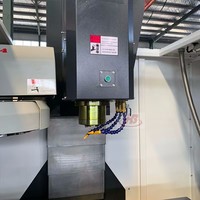 Mesin Perkakas CNC Pembuatan Cetakan Otomatis VMC1270 Vertical Machining Center 3 Axis CNC Milling Machine