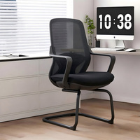 Chaise de bureau ergonomique en maille avec dossier rembourré, coussin d'assise, support lombaire et base rotative pour