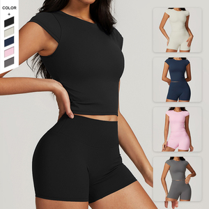 Nuova tuta <span class=keywords><strong>da</strong></span> Yoga aderente aderente <span class=keywords><strong>da</strong></span> <span class=keywords><strong>donna</strong></span> a maniche corte Set di pantaloncini a vita alta ad asciugatura rapida - Product Image 6