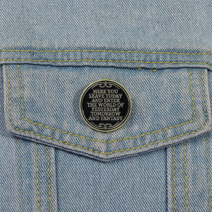 Broche en émail humoristique, tous les <span class=keywords><strong>drames</strong></span> doivent rester sur scène, badge <span class=keywords><strong>de</strong></span> revers, bijoux pour sac à dos, cadeau pour amis, vente en gros - Product Image 1