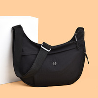 Sac à bandoulière pour femme en tissu nylon de célébrité d'Internet, style français léger et luxueux, petite capacité, niche haut de gamme