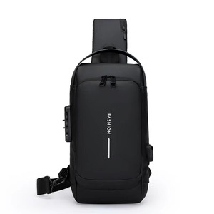 Tas selempang sepeda motor tahan air pria penjualan laris 2025 tas selempang sepeda dengan kunci Logo kustom USB tas selempang <span class=keywords><strong>anti</strong></span>-maling - Product Image 1