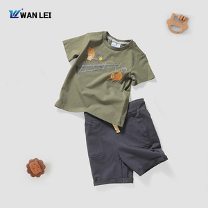 高端男童夏季服装 精致设计儿童服装套装 柔软透气幼儿服装 家庭配套服装 - Product Image 4
