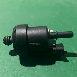 Valvola di controllo solenoide per depuratore di vapori carburante (canister) 0280142481 12610560 55593172 12661763 12690512 per Chevrolet Buick Cadillac - Product Image 2