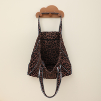 Nouveau sac fourre-tout matelassé à imprimé léopard, vente en gros directe d'usine, sac à bandoulière de voyage, grande capacité, tendance