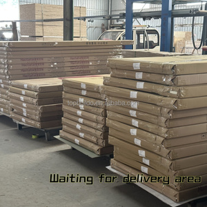 Puertas de entrada de madera elegantes Declaración que hace primeras impresiones - Product Image 5