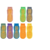 Chaussettes de sport pour enfants, chaussettes antidérapantes tricotées pour les activités intérieures, yoga, etc. ; logo personnalisable ODM, spandex/coton