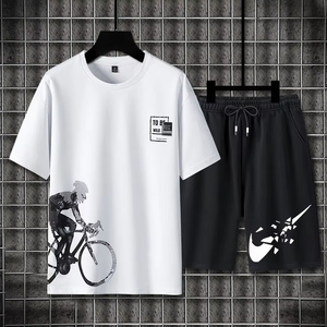 Conjunto de Verano de 2 Piezas para Hombre, Camiseta de Manga Corta de Secado Rápido con Degradado de Seda de Hielo y Pantalones Cortos a Juego, Conjunto Deportivo Informal - Product Image 3