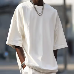 T-shirt Oversize da Uomo con Collo a O, 280G, Stampa 3D in Rilievo, Logo Personalizzato su Cotone 100%, Maglietta Oversize con Goffratura a Rilievo - Product Image 1