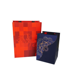 Sacs en papier d'emballage cadeau pour vêtements, écologiques, recyclables, personnalisés et de luxe - Product Image 3