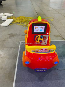 Machine d'amusement <span class=keywords><strong>de</strong></span> voiture <span class=keywords><strong>de</strong></span> police <span class=keywords><strong>de</strong></span> dessin animé Kiddie Rides Écran en fibre <span class=keywords><strong>de</strong></span> verre à jetons Kids Electric Rocking Car à vendre - Product Image 2