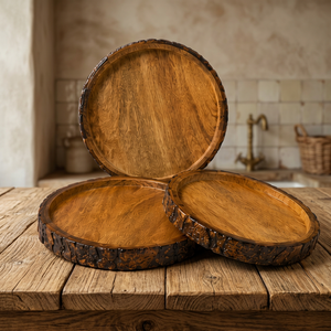 Ensemble de 3 plateaux en bois de manguier poli à bords naturels, assiettes de service artisanales avec bord en écorce pour fêtes, décoration intérieure, cadeau - Product Image 5