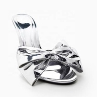 Nouvel été argent métallique arc décoré pantoufles à talons hauts bout ouvert Grandes tailles 46 sandales à talons hauts pour femmes et dames