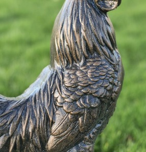 Venta directa de escultura de gallina de bronce a granel para decoración de jardín del proveedor - Product Image 3