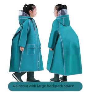 Veste de <span class=keywords><strong>pluie</strong></span> en EVA épais imperméable pour enfants à la mode à impression personnalisée Imperméable pour écoliers, filles et garçons avec sac à dos - Product Image 6