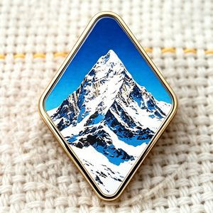 Custom Collectible Landscape Enamel Artifact Brooch Set Scenery Badge Museum-Quality Nature Souvenir Pins for Art Lovers