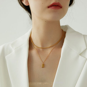 French Royal Revival Double-layered Necklace Featuring Stacked <strong>Metal</strong> Small <strong>Gold</strong> Bricks and <strong>Collar</strong> Chain for Women - Product Image 4