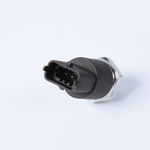 เซ็นเซอร์วัดแรงดัน 0281002405 แบบเกลียวสำหรับระบบเชื้อเพลิงรถยนต์ - Product Image 1
