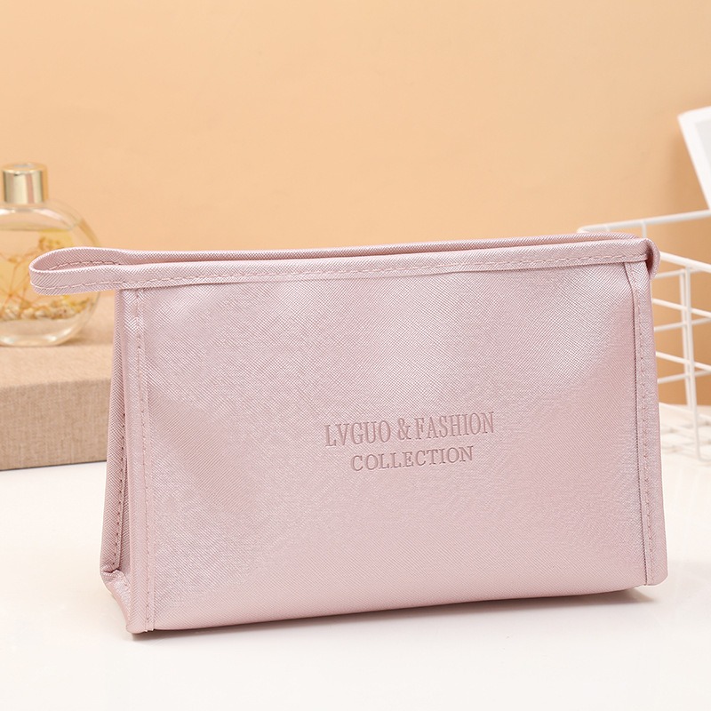 Maletín: 23*15*6.5cm