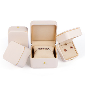 Nouvelle boîte à bijoux à coins arrondis, vente en gros de boîtes de rangement pour bijoux haut de gamme, fabricants de boîtes à bijoux en cuir lisse - Product Image 1