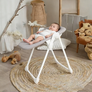 Silla Alta Multifuncional Portátil de Plástico con Diseño Moderno para Bebés, para Comer y Alimentar a Bebés y Niños de 6 Meses a 3 Años - Product Image 2