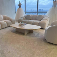 Table basse en travertin naturel esthétique crème, finition polie, table centrale en travertin pour salon, salle d'exposition, villa, intérieur