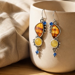 Orecchini retrò colorati e testurizzati, regali creativi da donna per feste quotidiane - Product Image 3