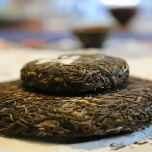 شاي بور 357 غرام بالجملة شاي بور خمري ناضج كعكة يونان شاي بور صيني