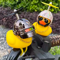CQHZJ Canard Jaune Petit et Robuste, Canard Noir et Rose, Canard Moto avec Casque pour Voiture et Vélo