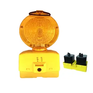 Feux de signalisation de chantier alimentés par énergie solaire, barrière de chantier, <span class=keywords><strong>clignotant</strong></span> d'avertissement, feux de signalisation de chantier - Product Image 1