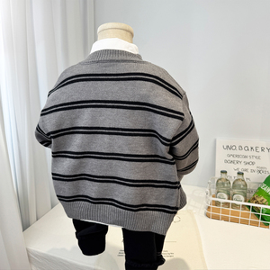 Nouvelle Veste en Tricot pour Garçons Printemps 2026 - Cardigan Décontracté Rayé Tendance et Élégant pour Garçons - Product Image 2