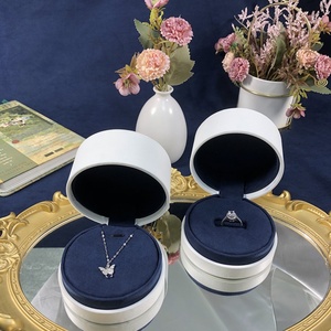 Wholesale White PU Circular Double-sided Buckle Closure Jewelry Storage <b>Box</b> Fashionable Accessory <b>Ring</b> Necklace <b>Box</b> - Product Image 2