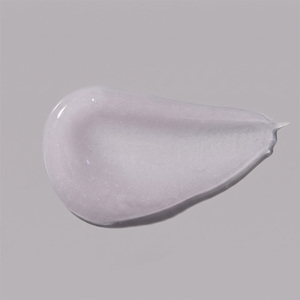 Gloss à lèvres volumateur avec beurre de karité et tocophérol pour des lèvres plus pulpeuses - Product Image 1