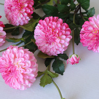 Künstliche Seiden-3D-Chrysanthemen Handgefertigte Blumen mit Natürlichem Aussehen Langlebige Innen- und Hochzeitsdekoration