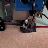 Machine à coudre pour l'ourlet de tapis largement utilisée, ourlet de tapis sur le bord, facile à utiliser, machine à ourlet de tapis à vendre aux États-Unis et au Canada