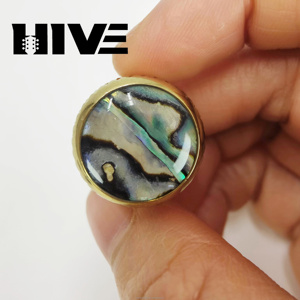 Natural Abalone Shell <strong>Tone</strong> <strong>Volume</strong> and <strong>Color</strong> <strong>Knob</strong> for Electric Guitar, High Quality Bass, Metal Electric Guitar Potentiometer Cap - Product Image 4
