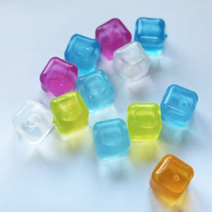 Cubitos de Hielo Reutilizables de Plástico, Libres de BPA, en Diversos Colores y Formas, para Bebidas como Whisky, Vino, <span class=keywords><strong>Vodka</strong></span> o Cerveza - Product Image 4