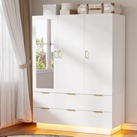 Armoire moderne de style australien avec lumières LED, portes miroir et 6 tiroirs