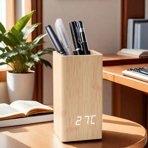 Relógio de Mesa Digital Eletrônico com Design Moderno e Simples, Material MDF, Formato Retangular, Suporte para Canetas e Função de Alarme - Product Image 1